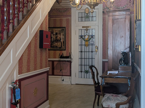 豪门套房酒店主图