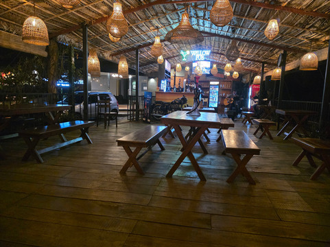 Water Front Hotel Kandy