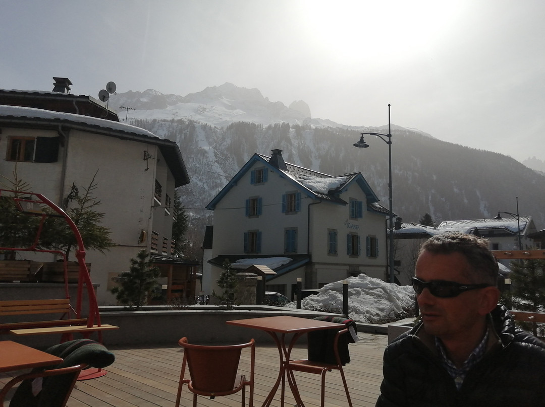 德拉库罗讷酒店主图