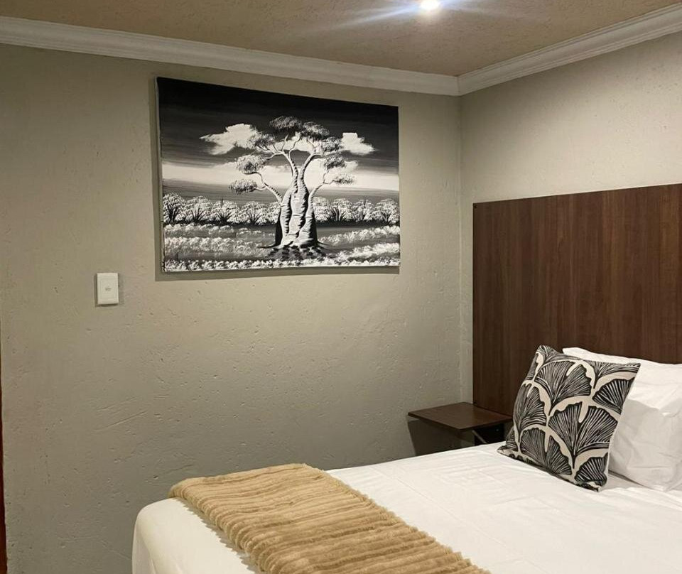 Village Walk Guesthouse
