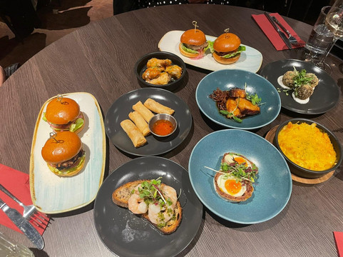 Hammerman's Restaurant & Cocktail Bar主图