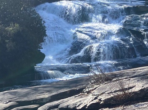 Triple Falls Trail-亨德森维尔必去景点