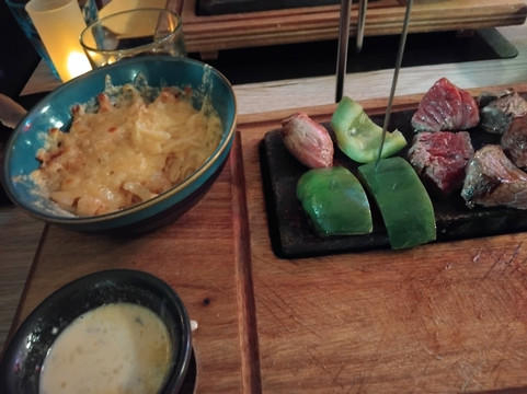 Steak House Chez Steve Et Arnaud主图