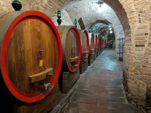 Azienda Agricola Ercolani-蒙特普尔恰诺必去景点