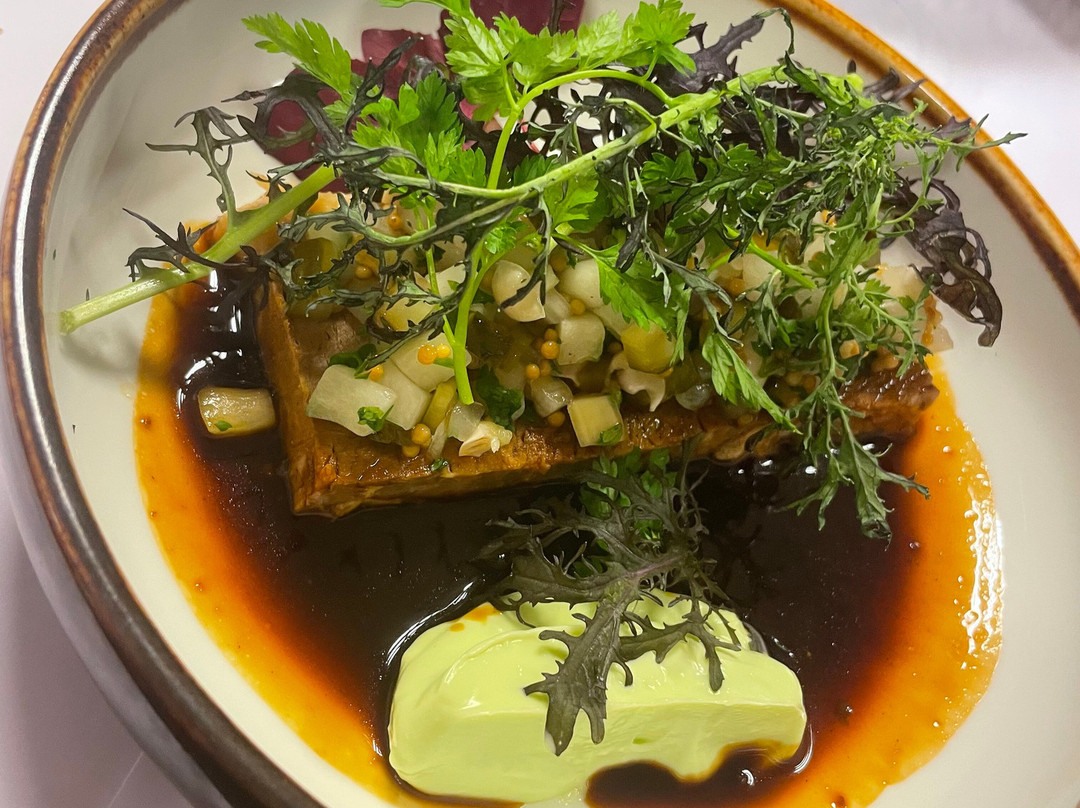 洛纳斯酒店主图