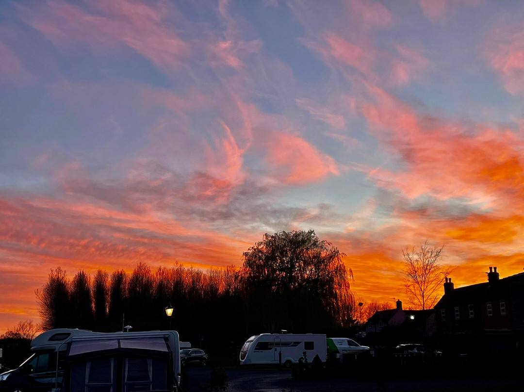 Sunnyside Farm Caravan Park & Fishery