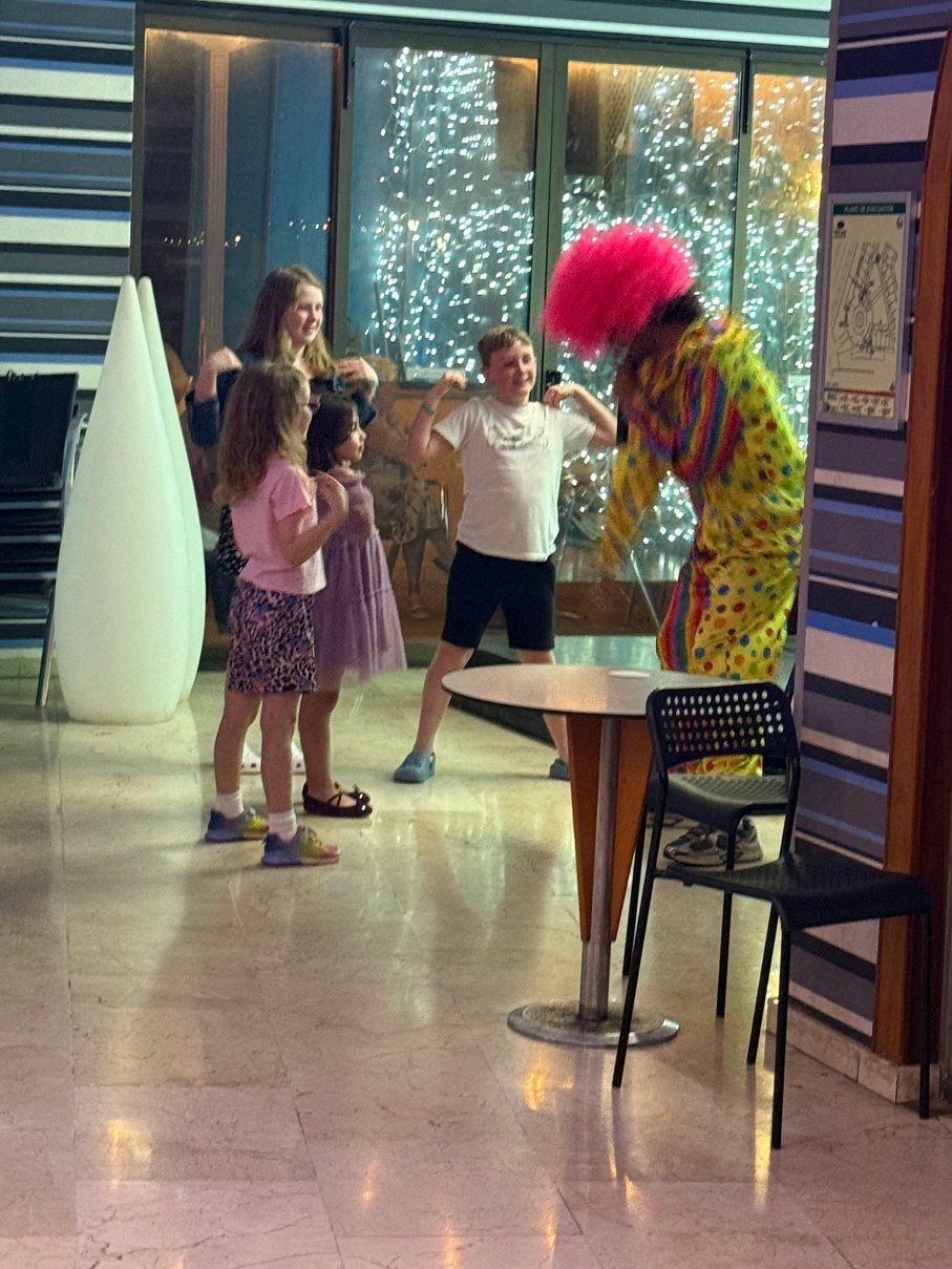 厄尔巴露西亚运动套房酒店-官方