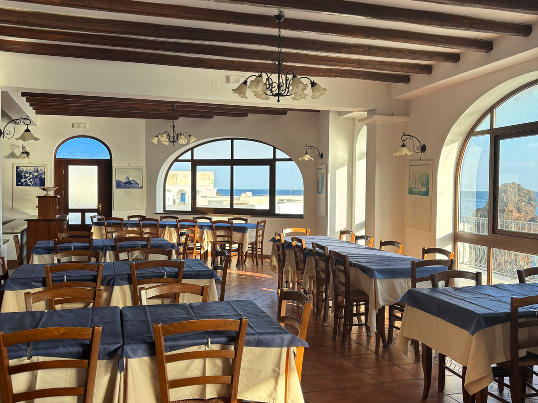 斯特隆波里乡村酒店主图