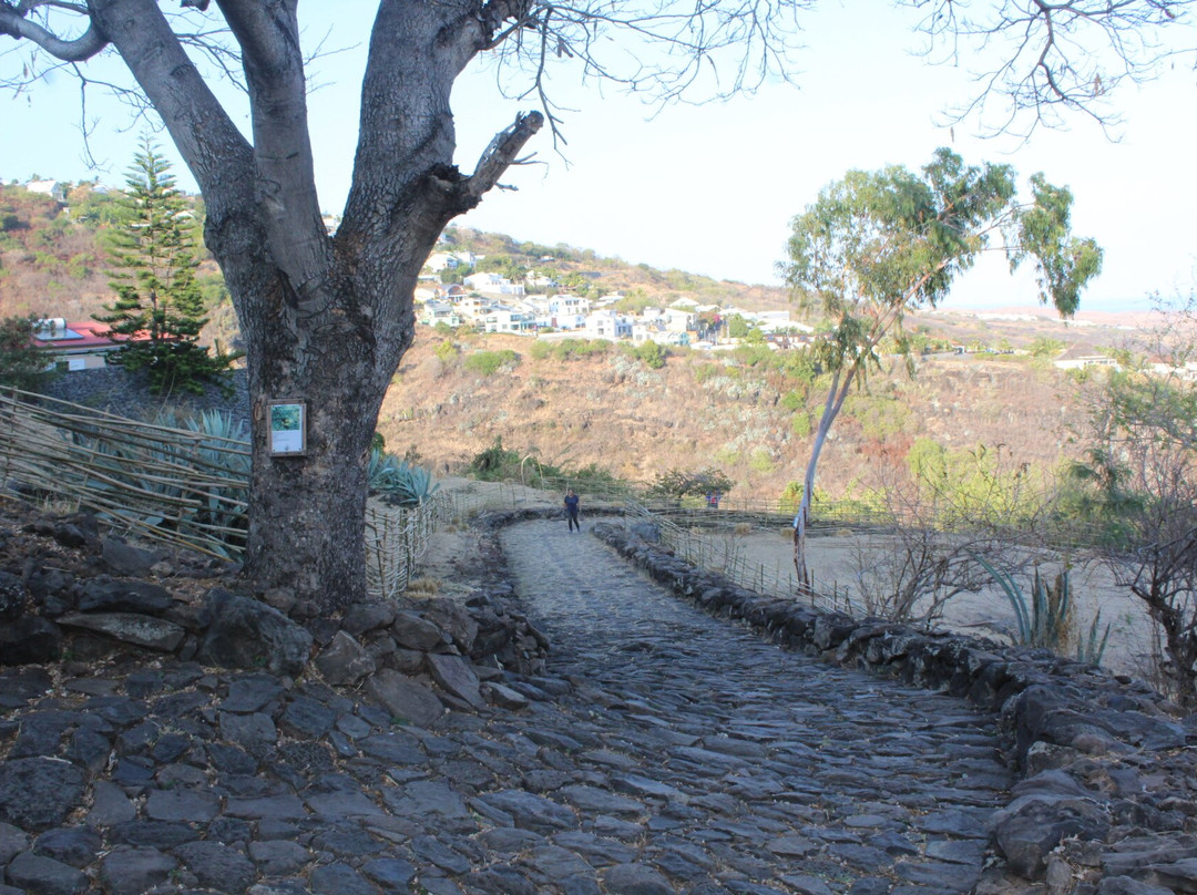 Chemin Pavé Lougnon