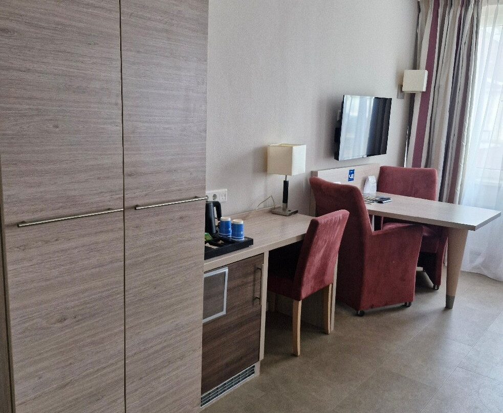 坎珀兰弗雷契养生酒店主图