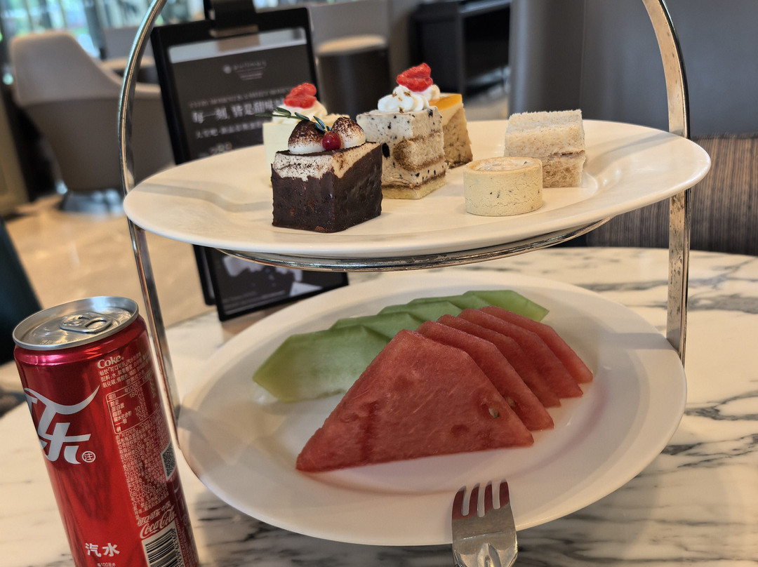 平湖卓越雅高铂尔曼酒店主图