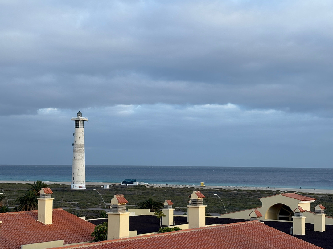 布甘维拉水疗酒店主图