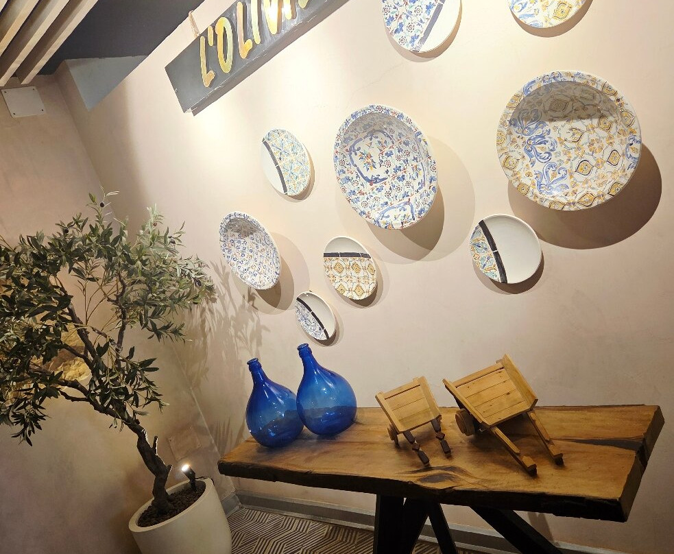 麦迪普里玛索尔酒店主图