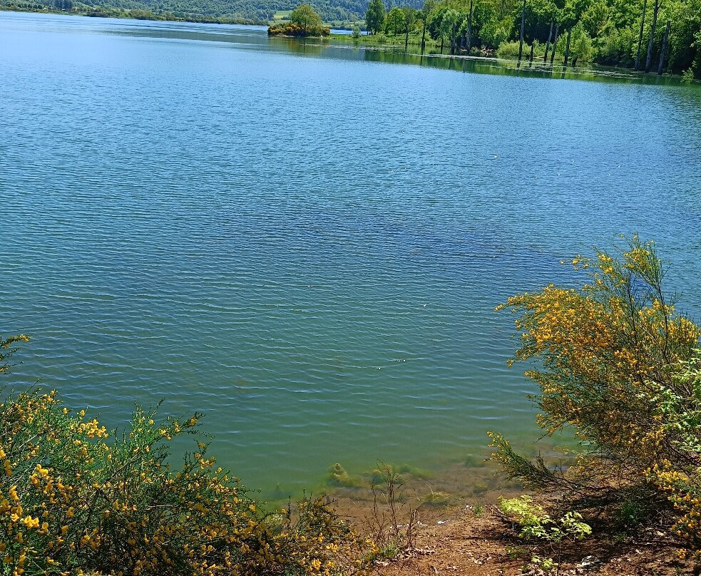 Lago di Canterno-菲乌吉必去景点