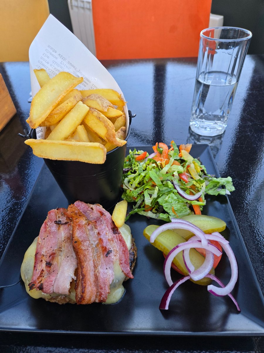The Weigh Inn Hotel & Lodges-旅行者