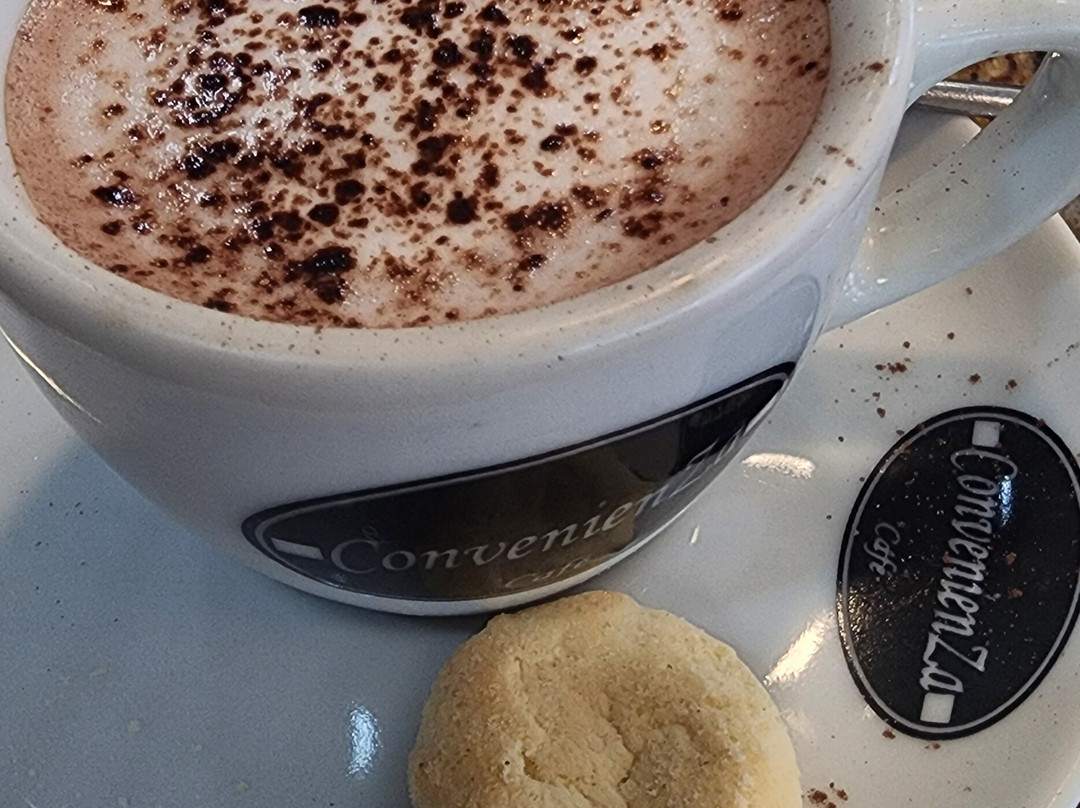 Convenienza Cafe