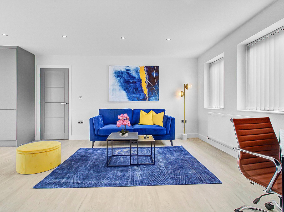 Hybrid Resi Uxbridge