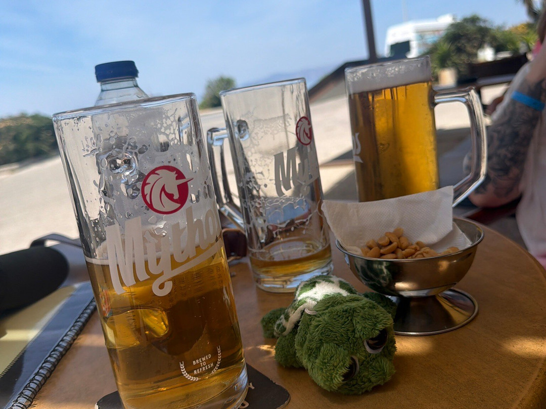 Yiannis pub-罗德城必去景点