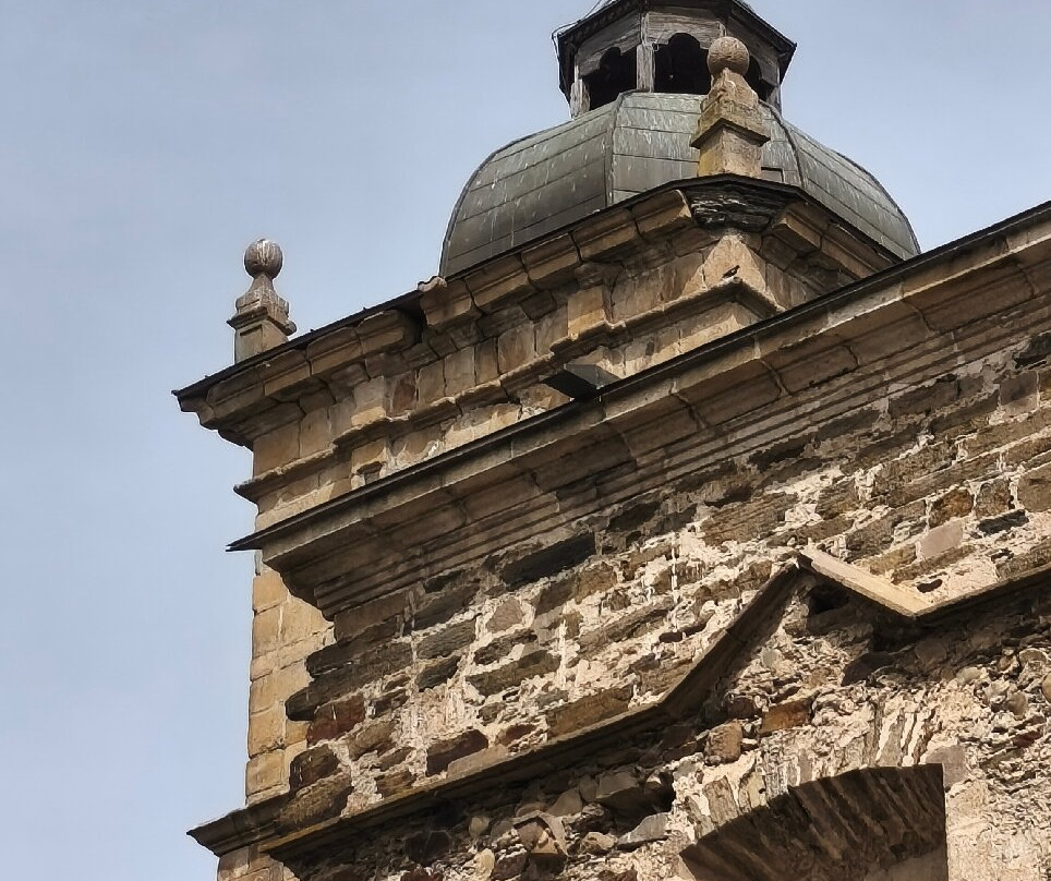 Monasterio de Santa María de Carracedo-Carracedelo必去景点