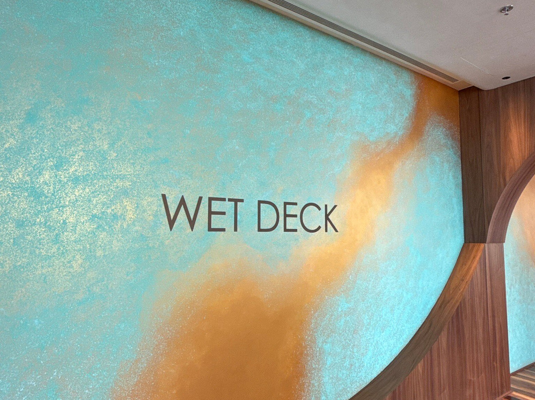 Wet Deck