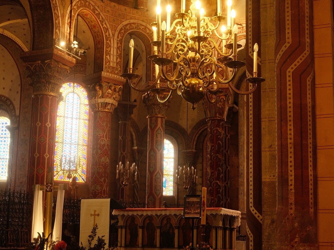 L'Abbatiale Saint-Austremoine-City of Issoire必去景点