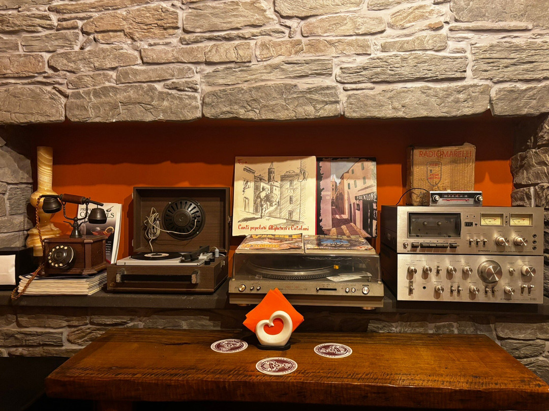 Vintage Bar