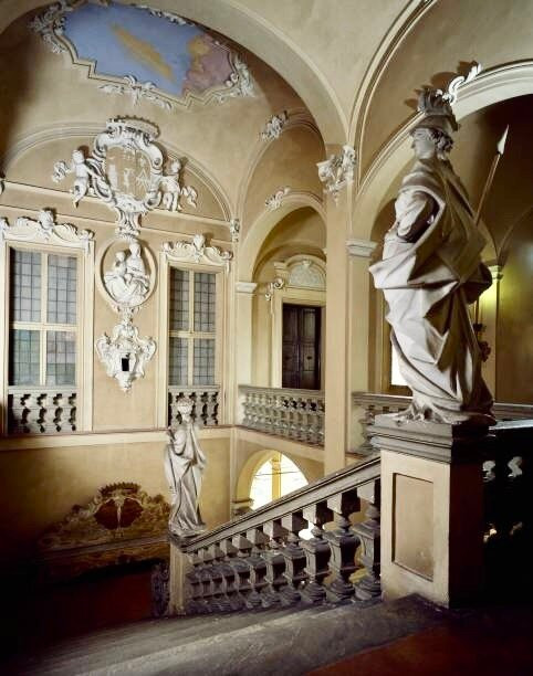 Palazzo Tozzoni-伊莫拉必去景点
