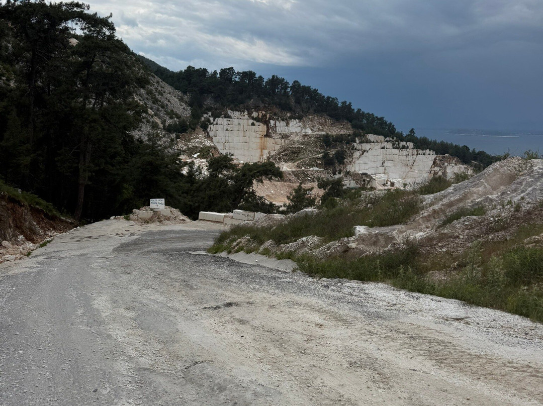 Porto Vathy Beach-Thassos Town (Limenas)必去景点