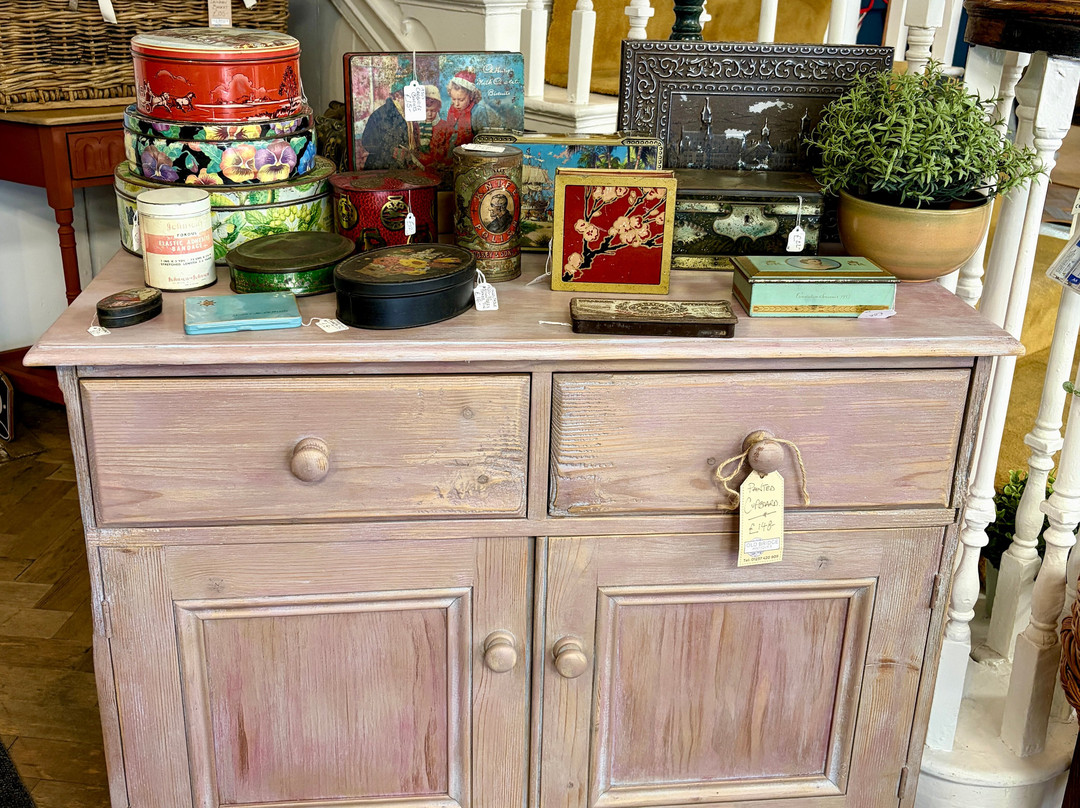 Old Bridge Antiques Centre-比迪福德必去景点