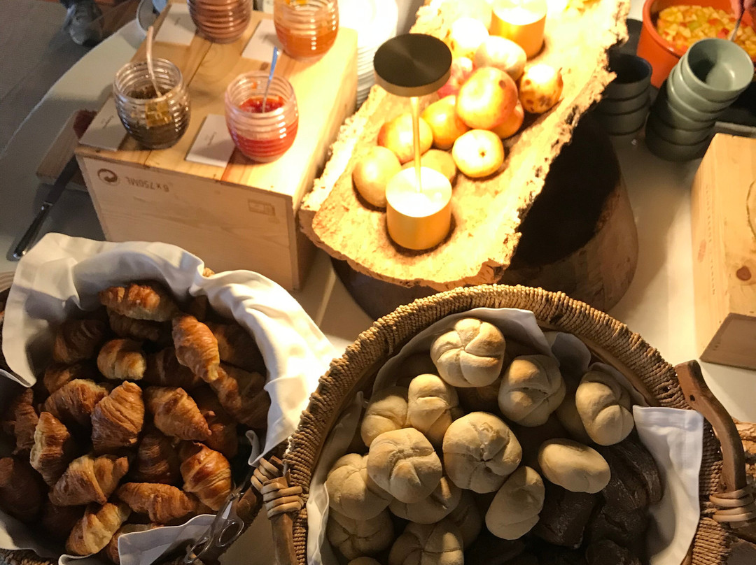 布萨科皇宫酒店主图