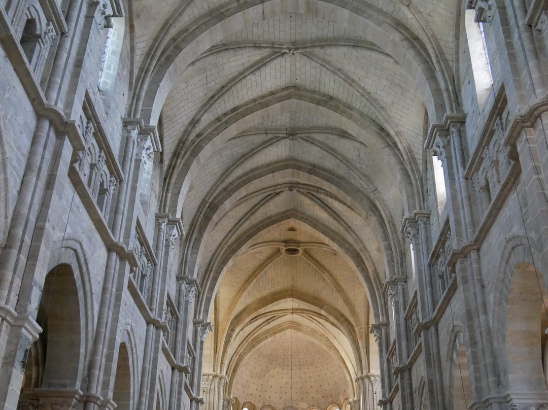Cathédrale Saint Mammès-Langres必去景点