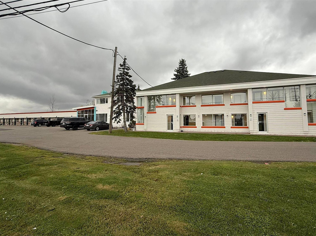 Howard Johnson By Wyndham Brampton