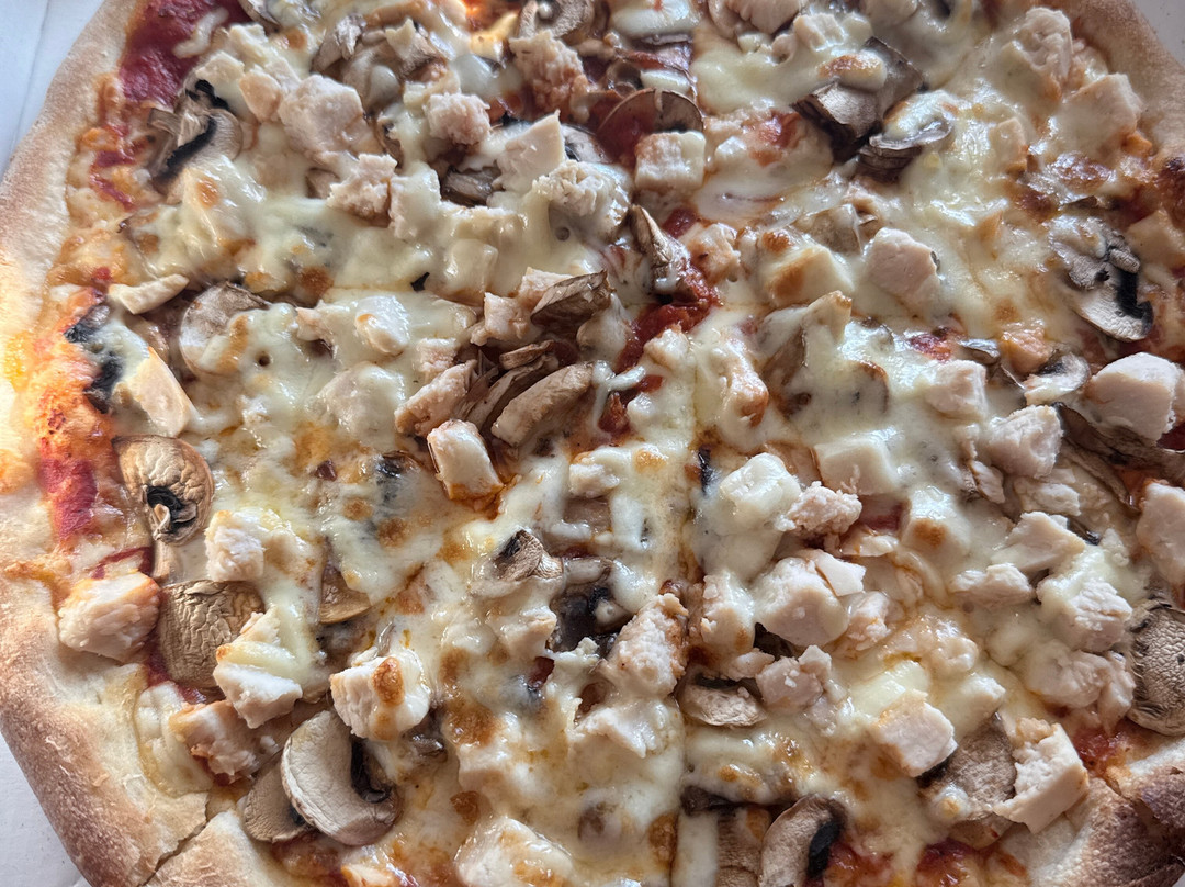 Cuccina Pizza