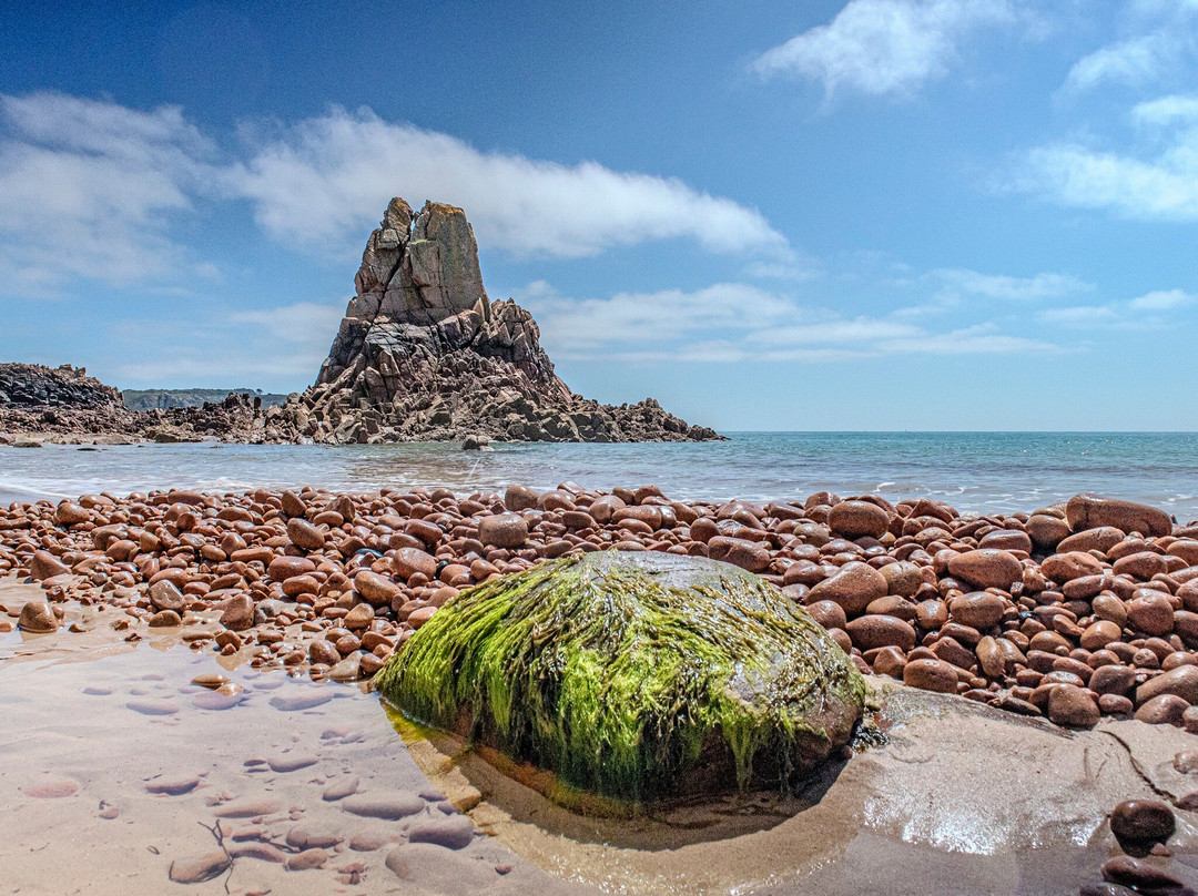 Beauport Beach-St. Aubin必去景点