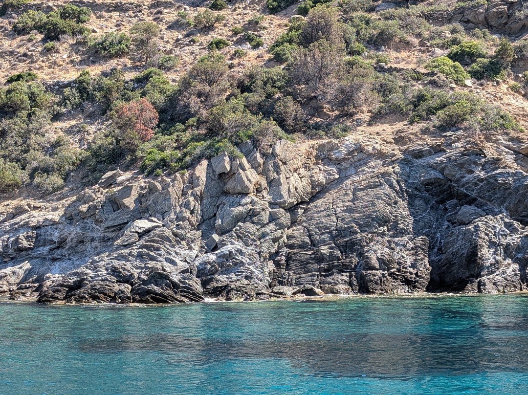 Amanda Boat Tours-Platis Gialos必去景点