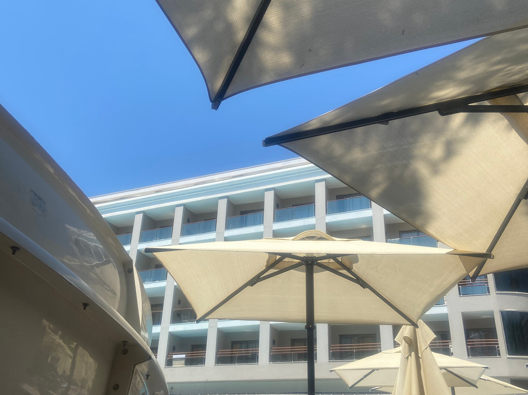帕萨海滩酒店主图