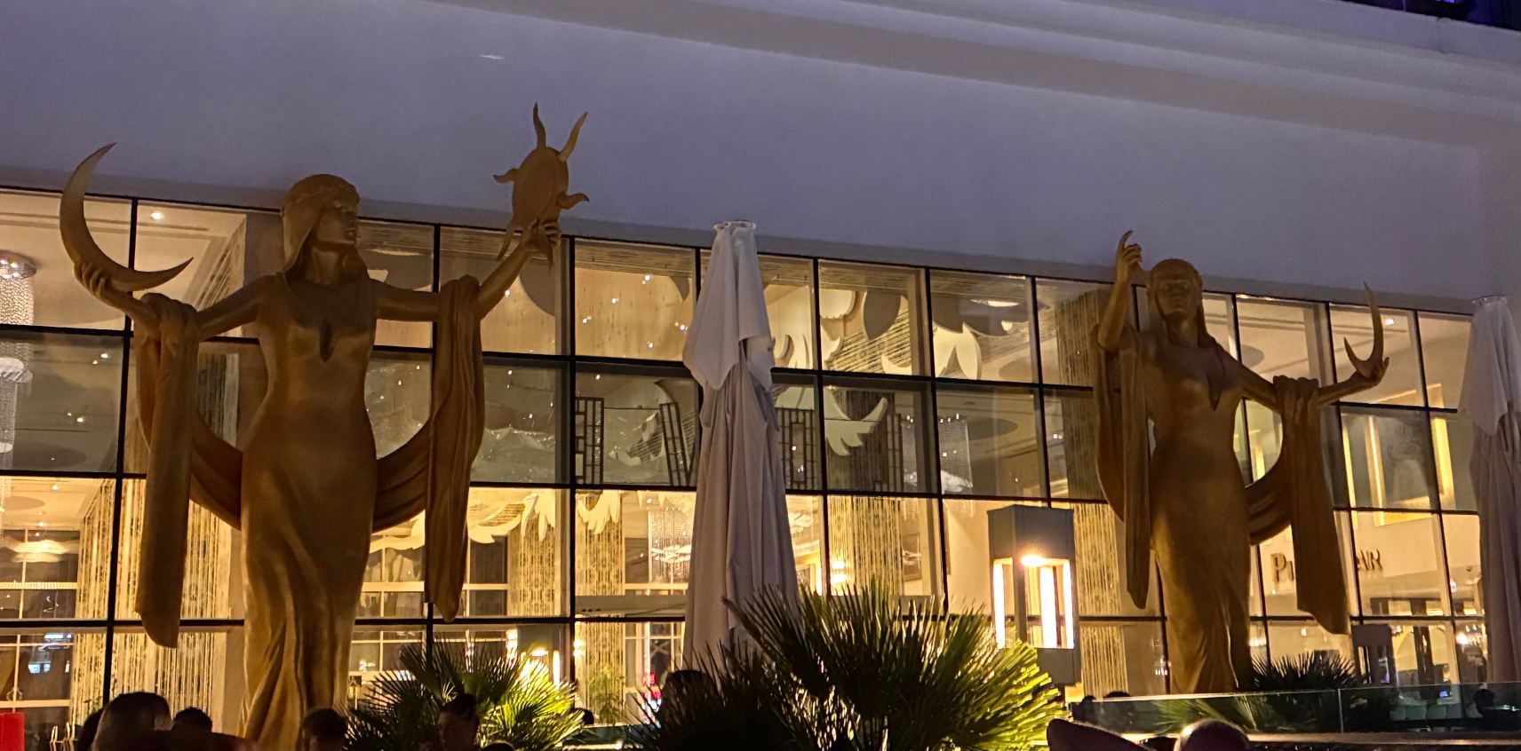 阿祖拉豪华度假酒店 - 全膳-旅行者