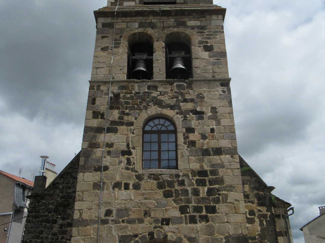 Église Saint-Pierre-aux-Liens-Laussonne必去景点