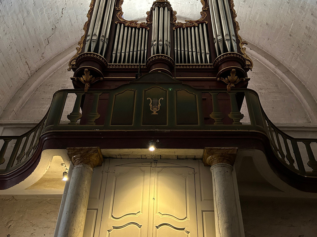 Eglise Notre Dame De Beaulieu-Cucuron必去景点