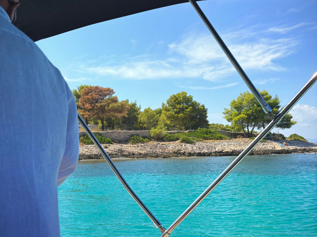Island Travel Brac-苏佩塔尔必去景点