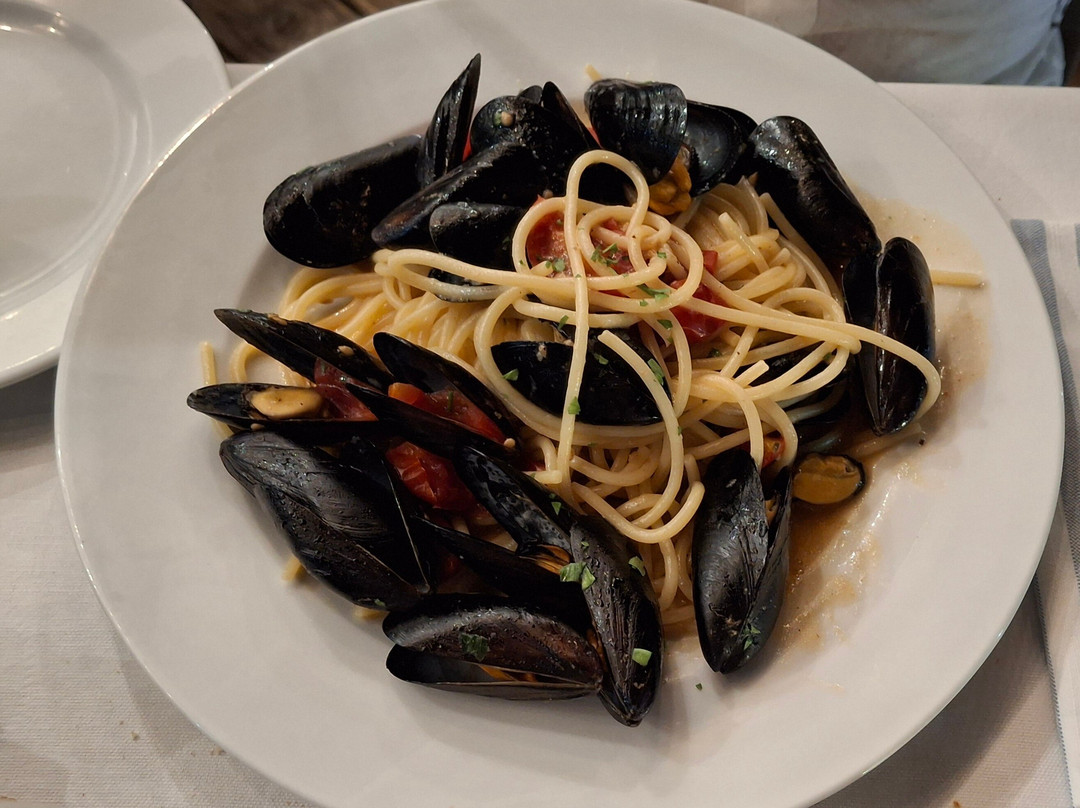Corallo Restaurant & Pizza