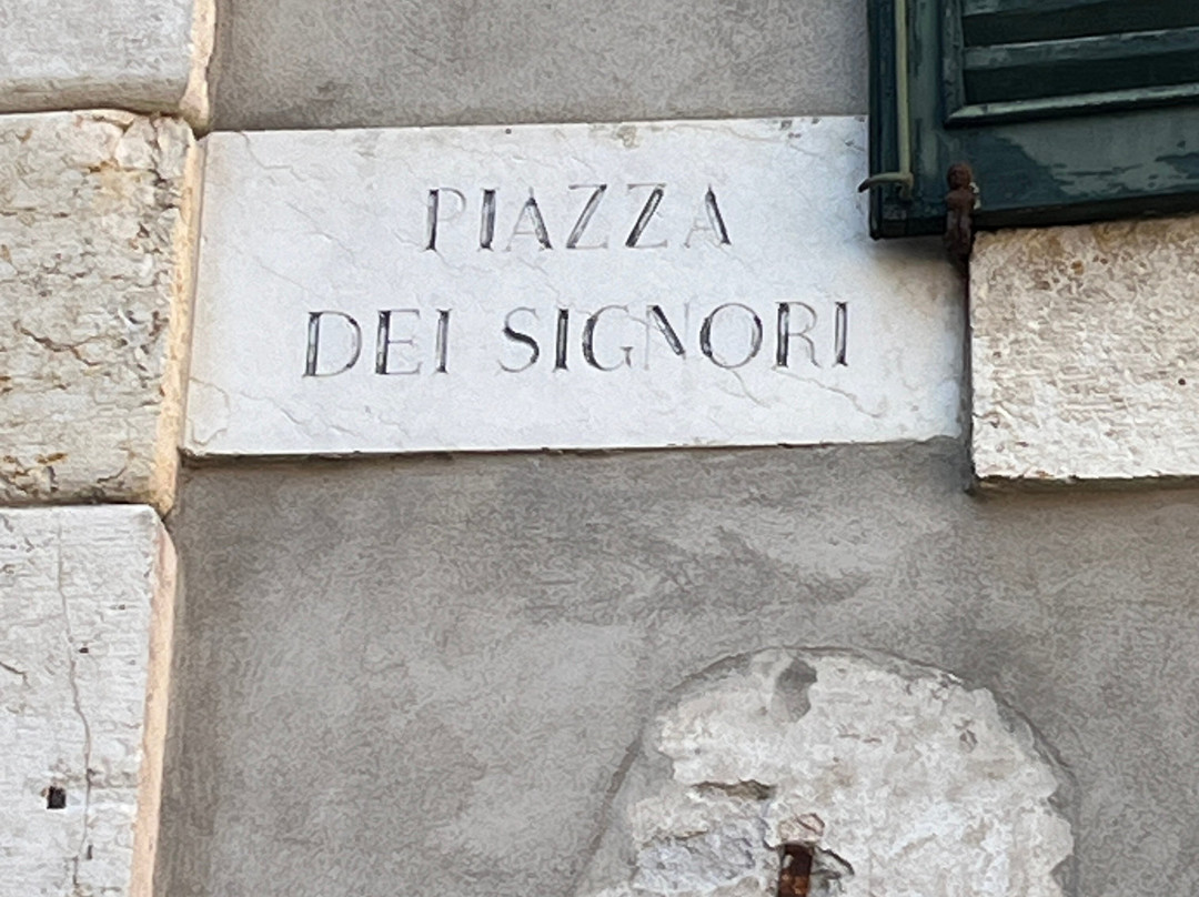 Piazza dei Signori-维罗纳必去景点