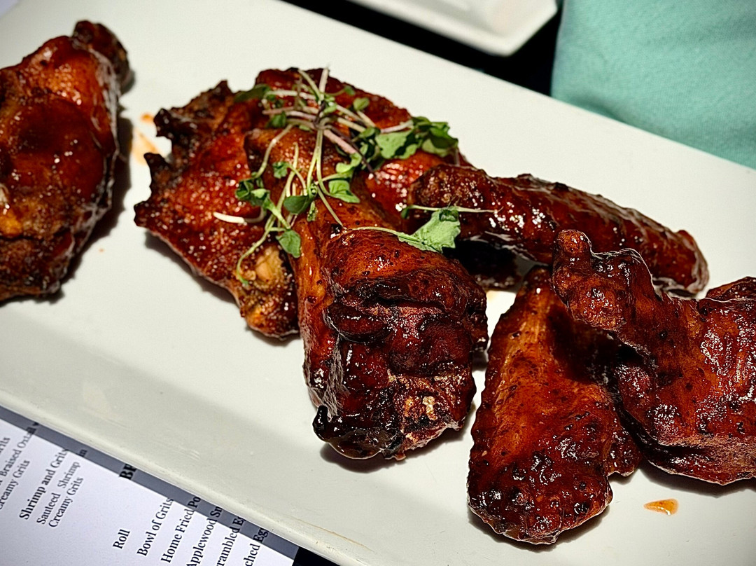 Favorite's Bistro Bar