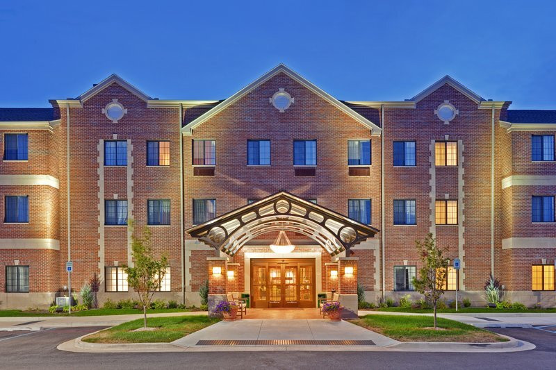 Staybridge Suites 印第安纳波利斯的卡梅尔