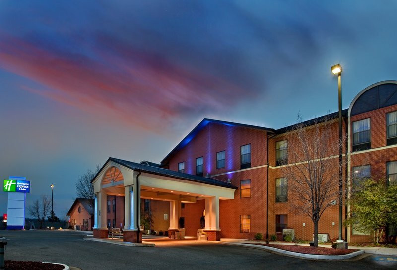 Evening Shade酒店住宿-Holiday Inn Express & Suites Batesville By IHG