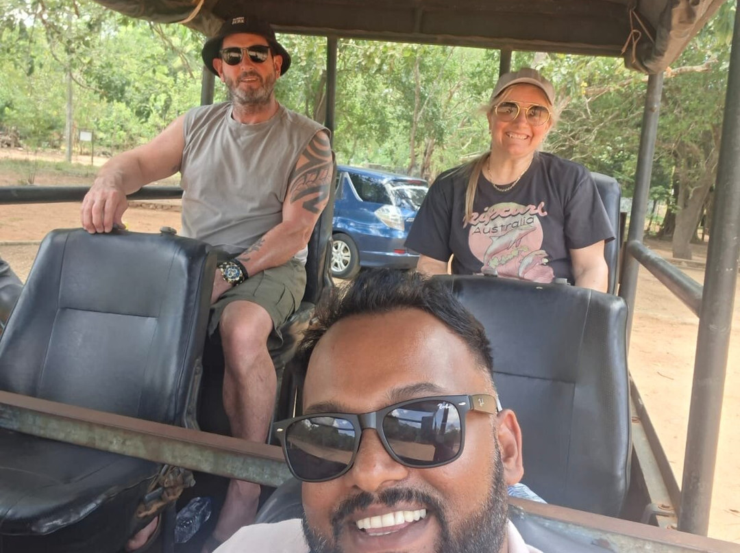 Rent A Tour Guide In Sri Lanka-卡图纳耶克必去景点
