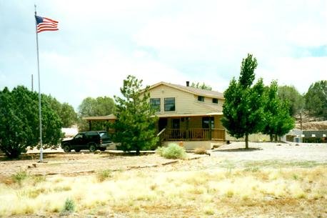 Raven Roost Bunk House-官方