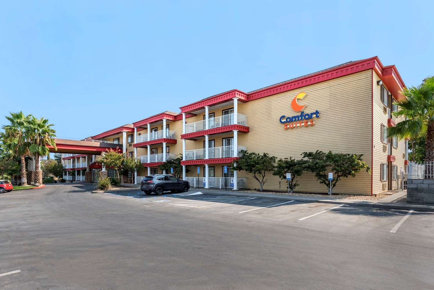 Comfort Suites Red Bluff Near I-5-官方