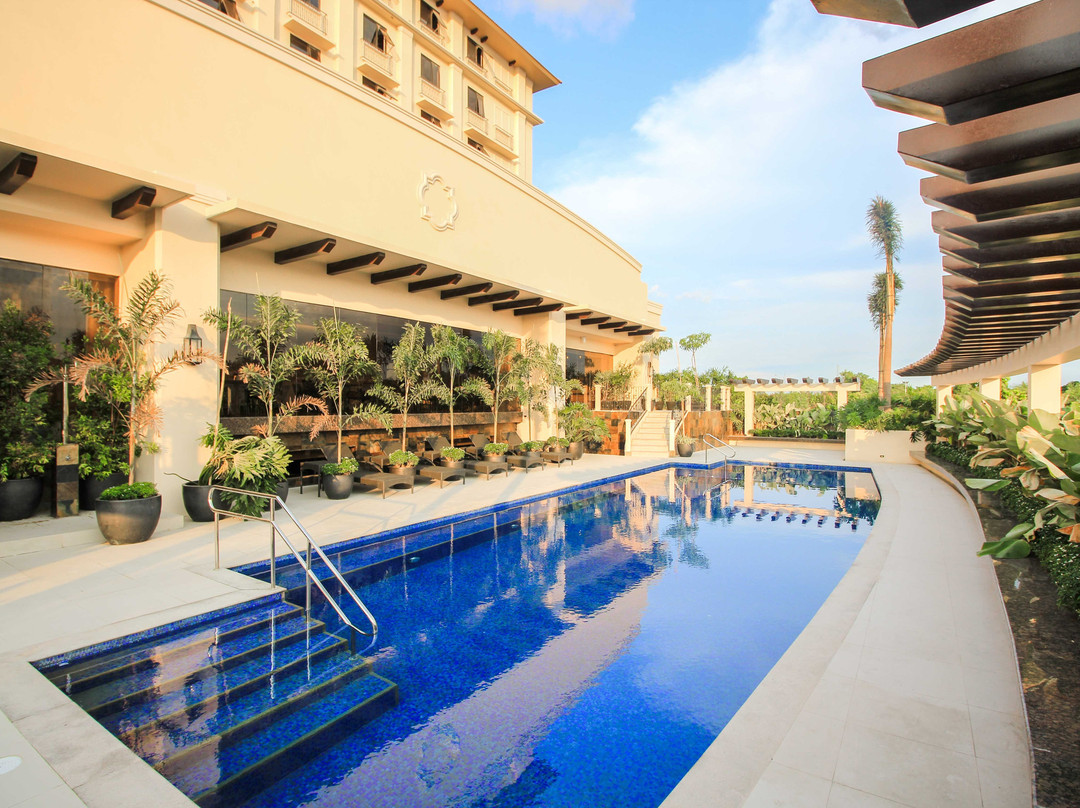 拉斯皮纳斯市酒店住宿-Mella Hotel