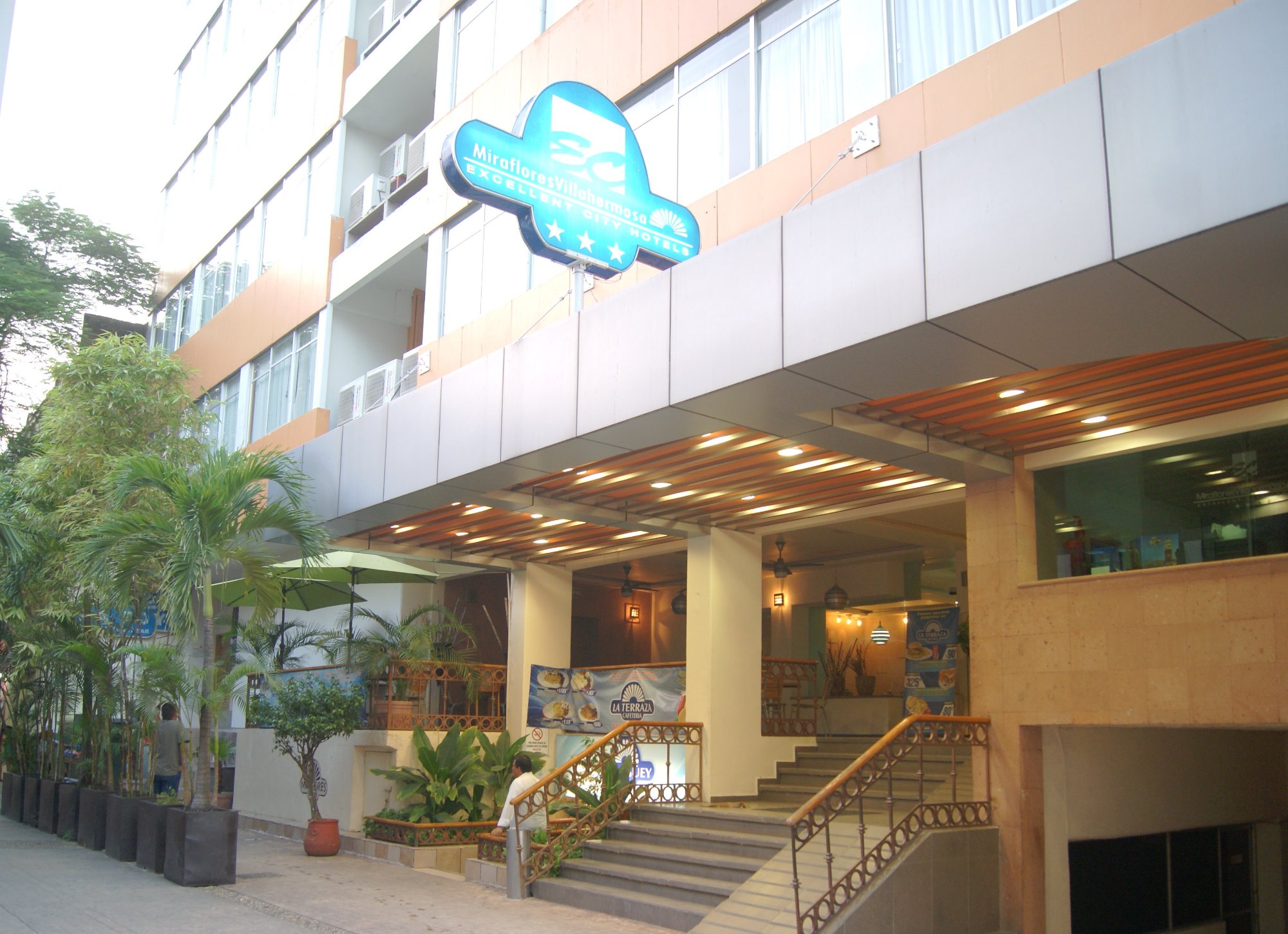 Hotel Miraflores Excellent City Hotel-浴室